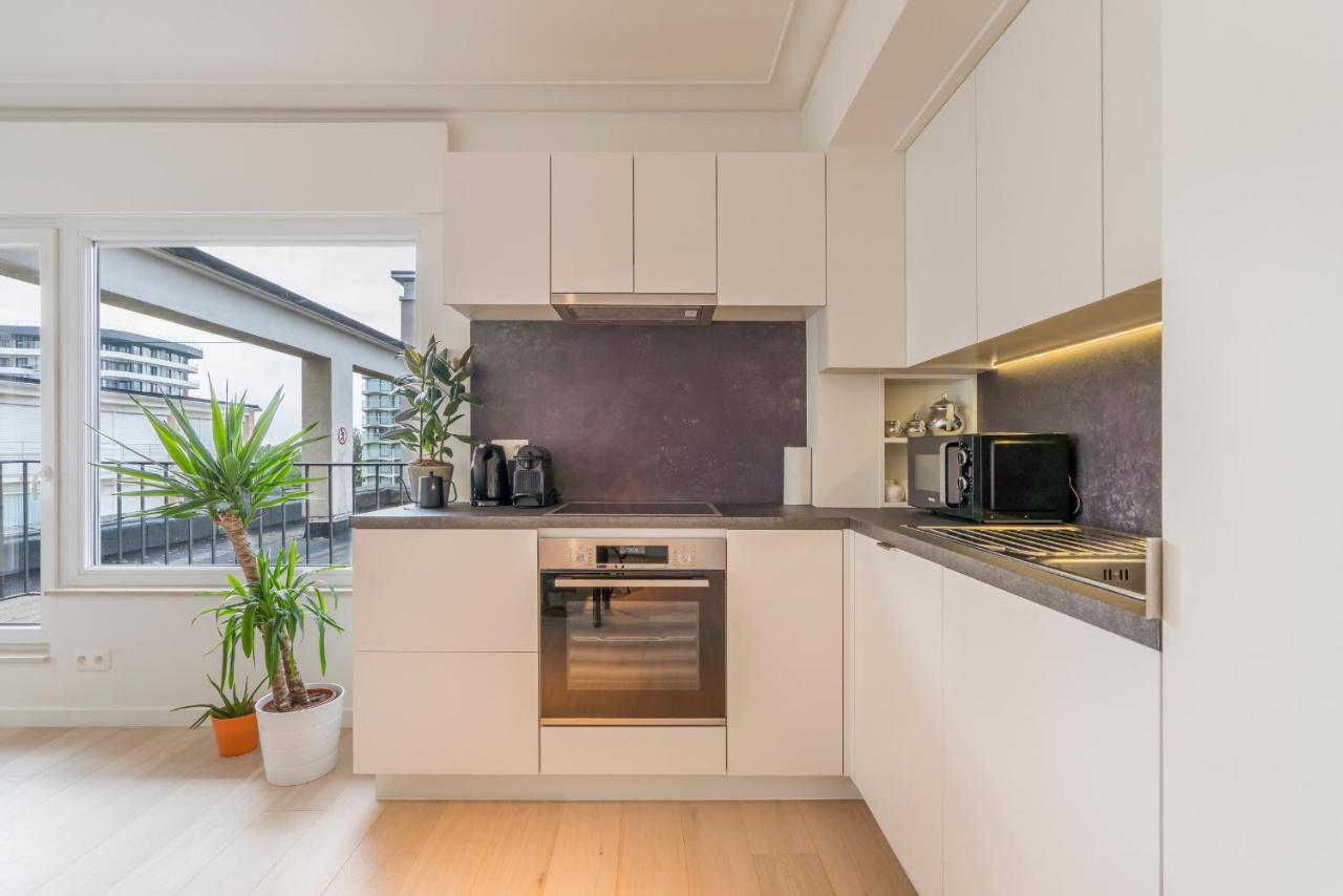 Modern And Bright Seaside App W Seaview & Terrace Apartment Oostende Ngoại thất bức ảnh